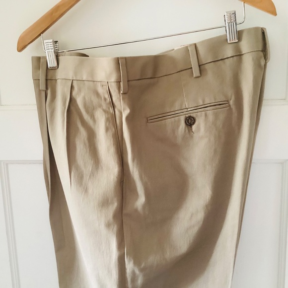 Dockers Signature Best Pressed Relaxed Pleated Khakis Size 40 L32 NWT Classic - Picture 6 of 14